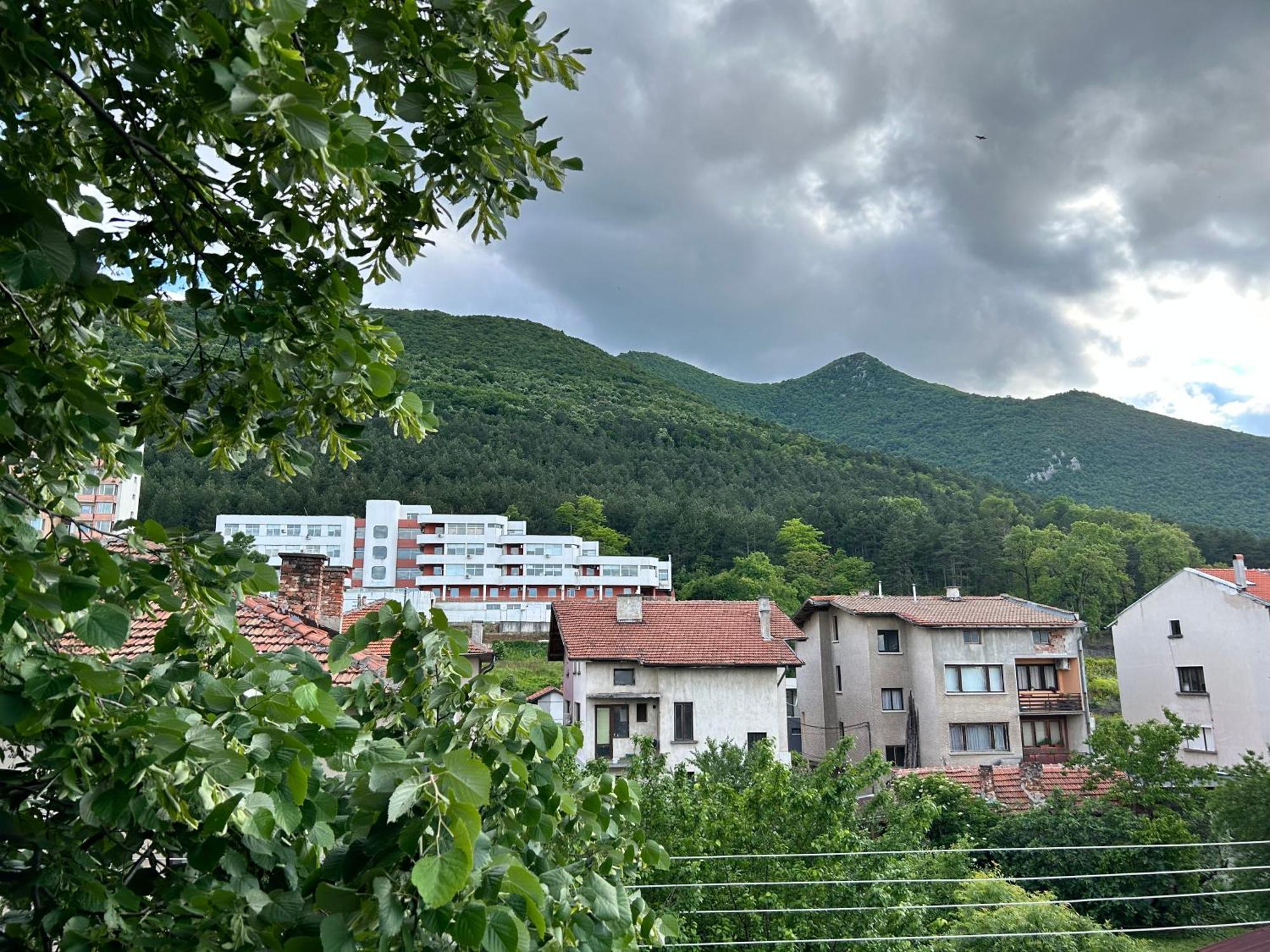 Apart House Ana Апартамент За Гости Ана Vrața Exterior foto