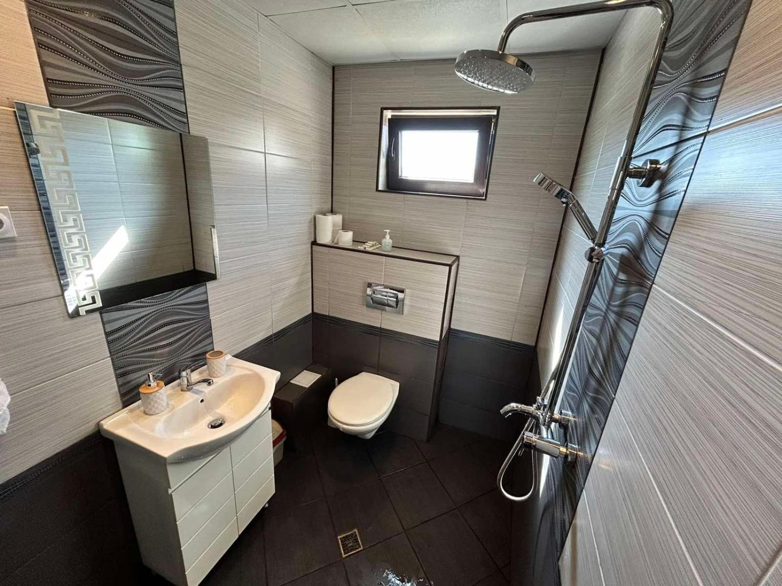 Apart House Ana Апартамент За Гости Ана Vrața Exterior foto